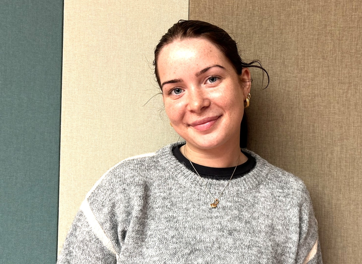 Aya har beholdt sine venner - og fået flere