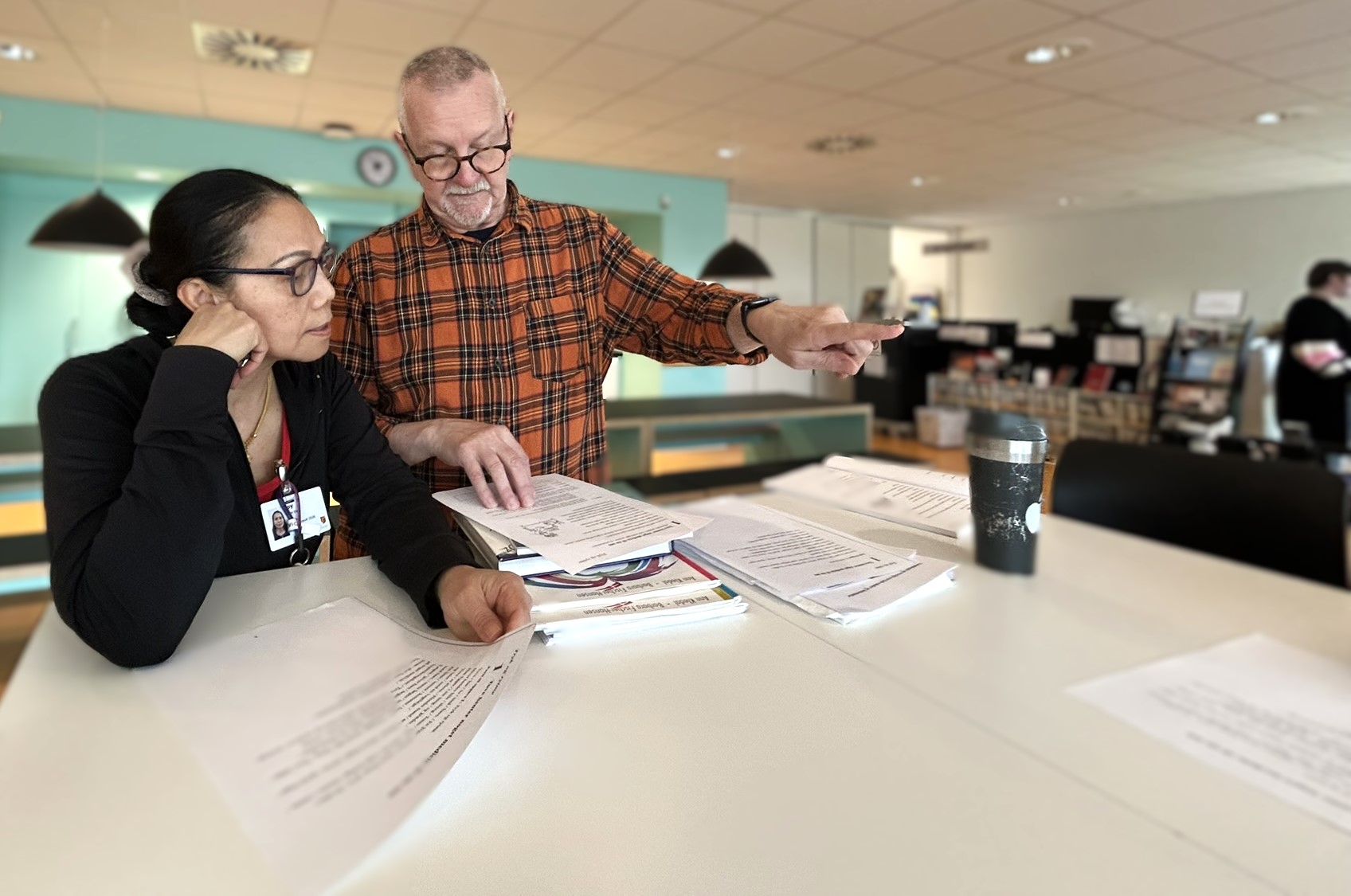 Det danske sprog får en ekstra skalle i SOSU Nykøbing Falsters nye Sprogcafé.
