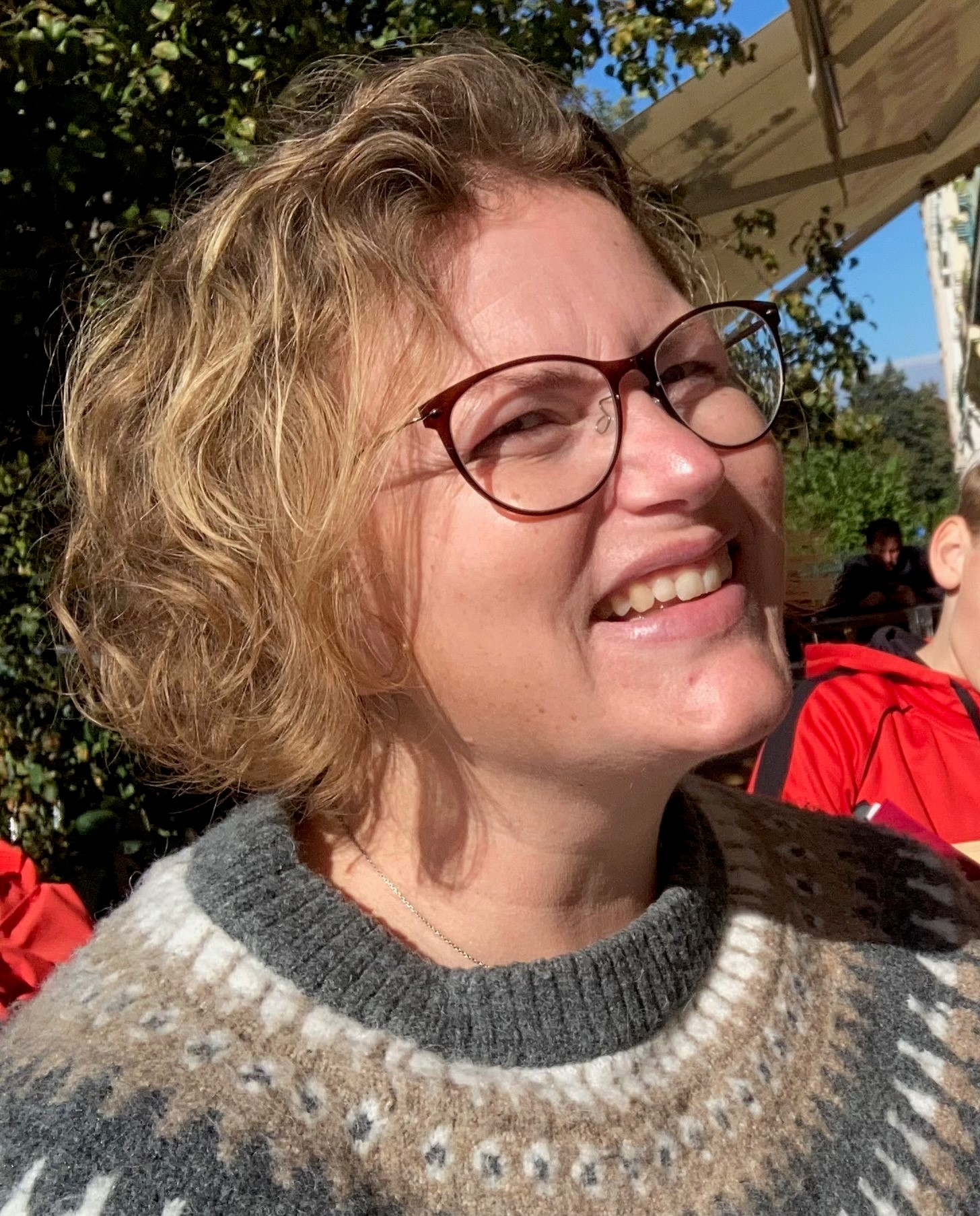 June fortsætter sit omsorgsarbejde i en ny branche